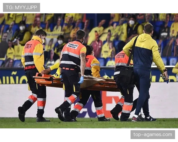 第四官员在足球比赛中的职责与规则拆解，究竟有哪些必须了解的细节？